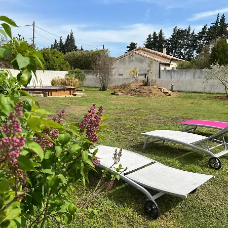 Au Petit Bonheur Apartment L'Isle-sur-la-Sorgue Exterior photo