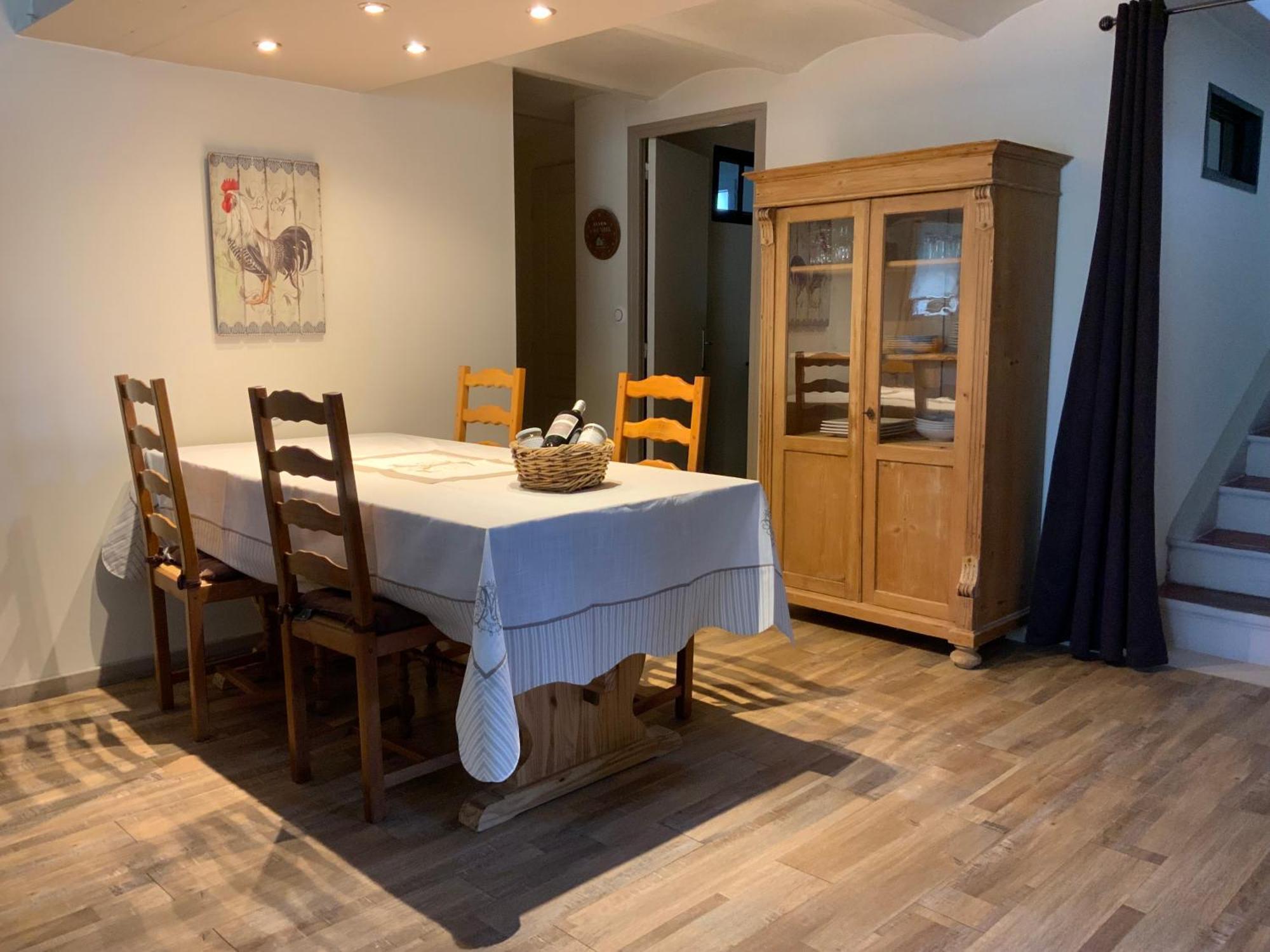 Apartment Au Petit Bonheur L'Isle-sur-la-Sorgue